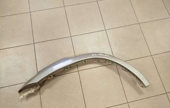 Nissan Terrano Rear arch trim 938281F100