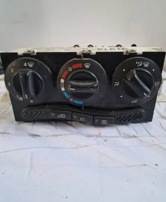 Mercedes-Benz A W168 Climate control unit 1688300485 K114498