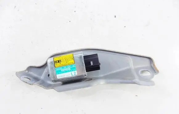 Lexus GS 300 350 430 450H Airbag deployment crash/impact sensor 8983430020