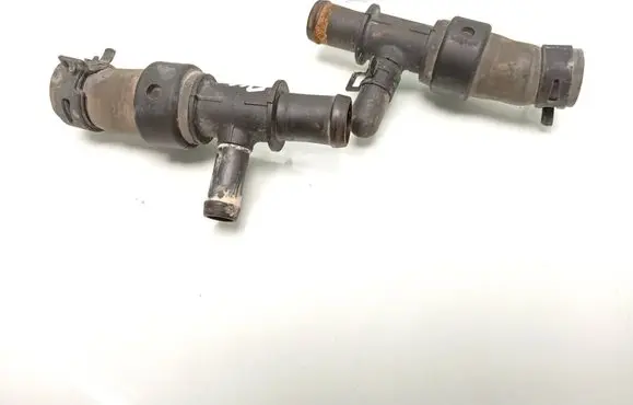 Engine coolant pipe/hose