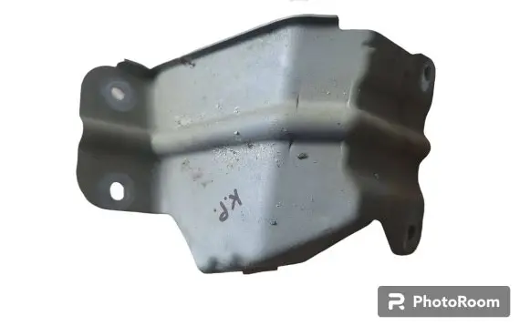 Chevrolet Captiva Fender mounting bracket