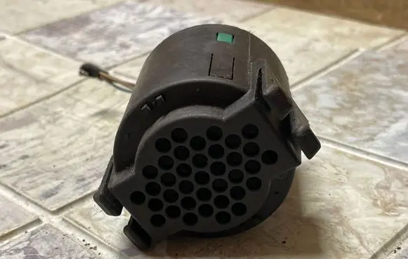 BMW 5 E39 Alarm system siren 8360995