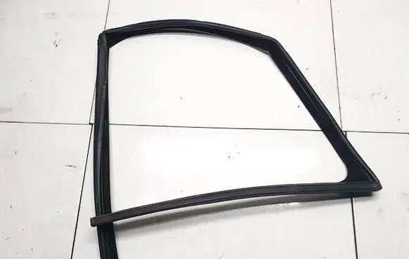 Land Rover Range Rover Evoque L538 Rubber seal front coupe door 