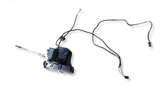 Mercedes-Benz CLS C219 Front door lock 2197200285