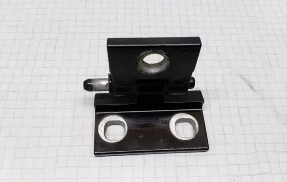 Volvo V70 Front door upper hinge