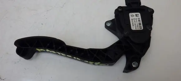 Opel Movano B Accelerator throttle pedal 180107523R