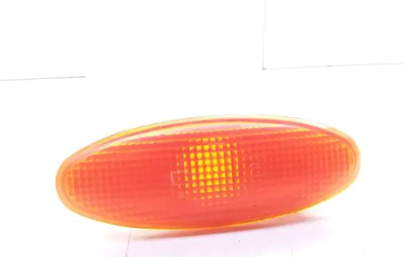 Ford Escort Front fender indicator light 95GG13K309AA