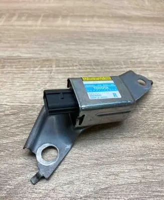 Lexus RX 330 - 350 - 400H Airbag deployment crash/impact sensor 8983348020 1879001730