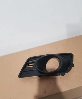 Suzuki Swift I Fog light bracket 7176172K1L