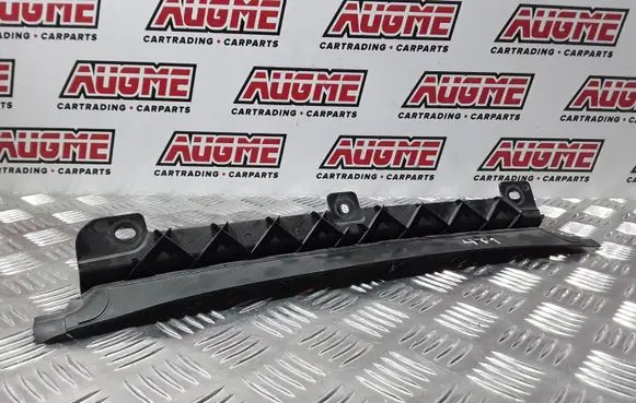 BMW X1 E84 Wiper trim 2993433