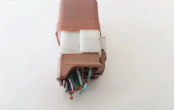 Land Rover Freelander 2 - LR2 Other relay 2523079963