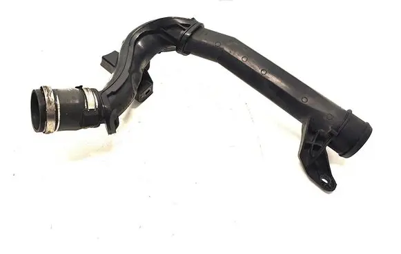 Opel Vivaro Intercooler hose/pipe 9675758280