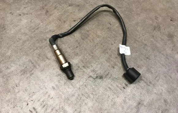 BMW 7 F01 F02 F03 F04 Lambda probe sensor 7576673