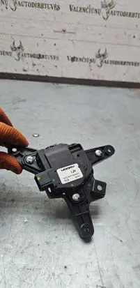 Hyundai Tucson TL Air flap motor/actuator D266NFFAA01