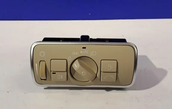 Light switch