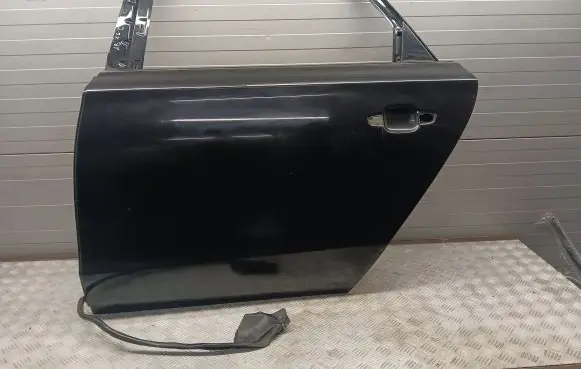 Audi A8 S8 D4 4H Rear door 4H4833311