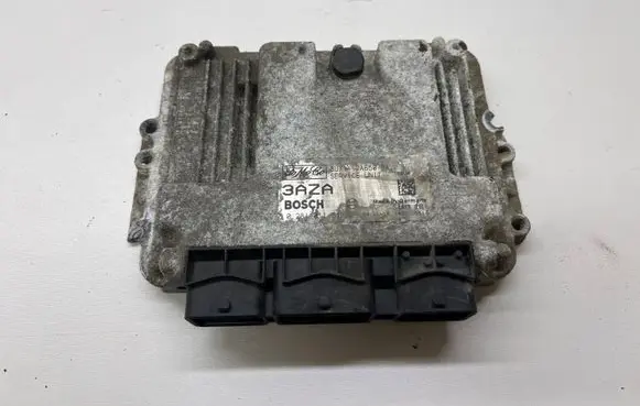 Mazda 3 I Engine control unit/module 0281911618
