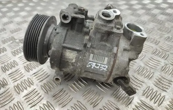 Audi A4 S4 B8 8K Air conditioning (A/C) compressor (pump) 8K0260805E