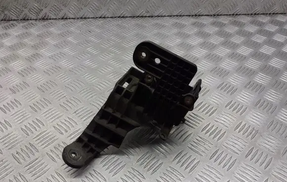 Opel Zafira B ABS pump bracket 13214939
