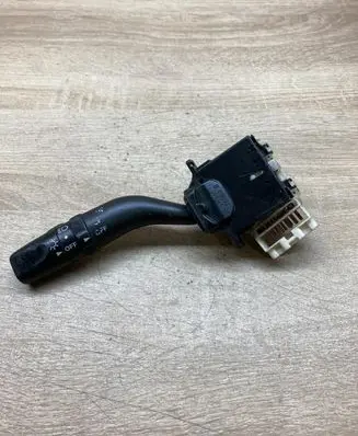 Subaru Forester SF Indicator stalk 17A089B