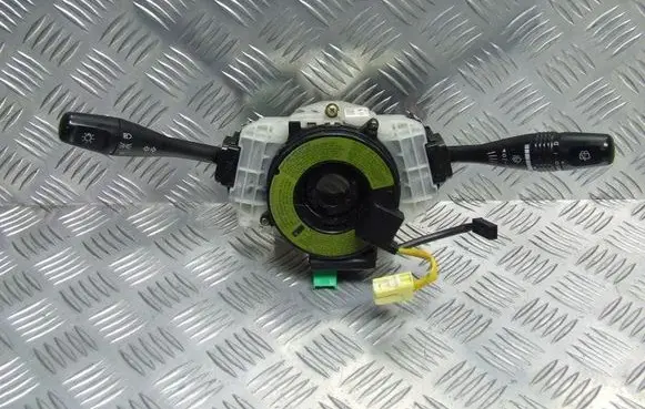 Mitsubishi Outlander A set of switches 
