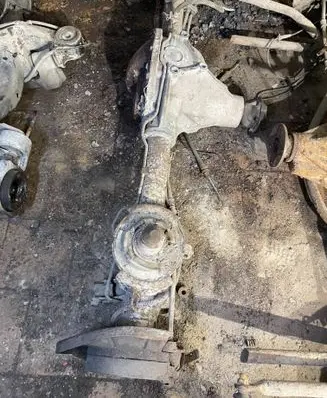 Jeep Grand Cherokee (WJ) Rear axle beam with reductor 