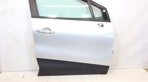 Renault Captur Front door