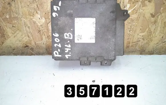 Peugeot 206 Engine control unit/module 9636728680E
