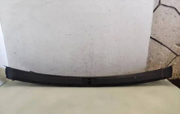 Audi A8 S8 D2 4D Trunk/boot sill cover protection 4D0863471B