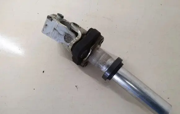 Mercedes-Benz C W204 Steering column universal joint