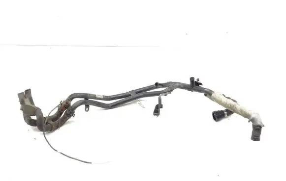 Volkswagen Touareg II Engine coolant pipe/hose 7P6121070AP