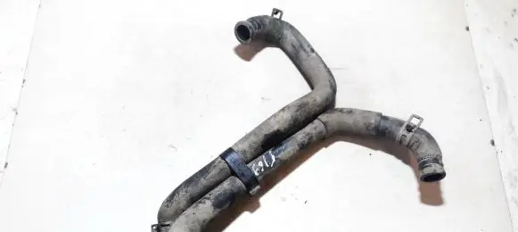 Nissan X-Trail T30 Engine coolant pipe/hose