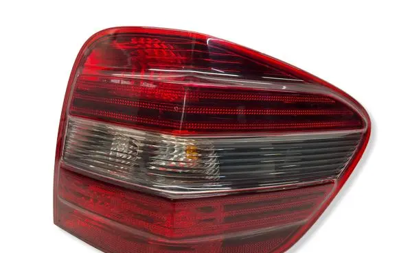 Mercedes-Benz ML W164 Rear/tail lights 404102R