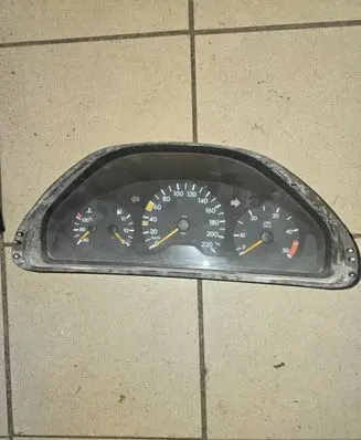 Mercedes-Benz E W210 Speedometer (instrument cluster) 2105401248 110008827019