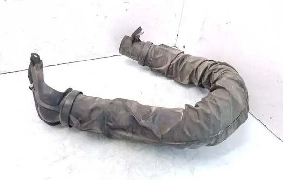 Peugeot 307 CC Air intake duct part 9654762680
