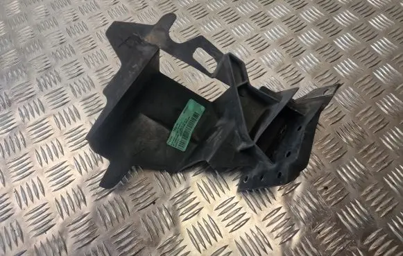 Volkswagen Amarok Intercooler air guide/duct channel 2H0121330