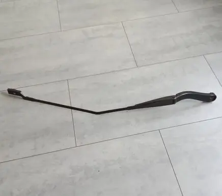 Opel Vivaro Front wiper blade arm 288864419R 93867989