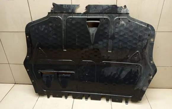 Skoda Yeti (5L) Engine splash shield/under tray 1K0825235AD