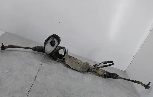 Ford Focus Steering rack 5M513200EE