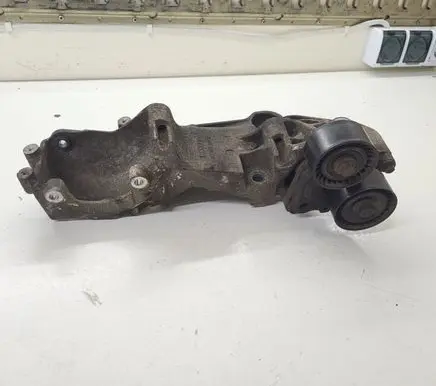 Renault Trafic II (X83) Generator/alternator bracket 117103703R