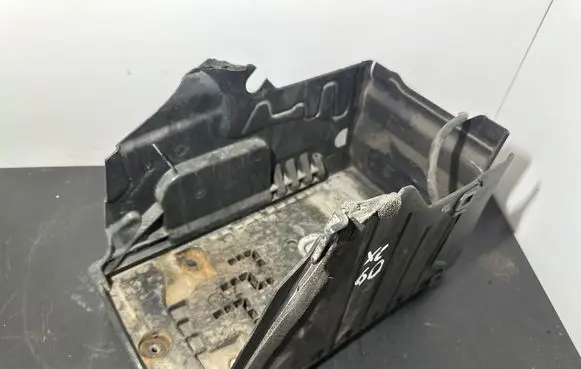 Volvo XC60 Battery box tray 4065858 31265858