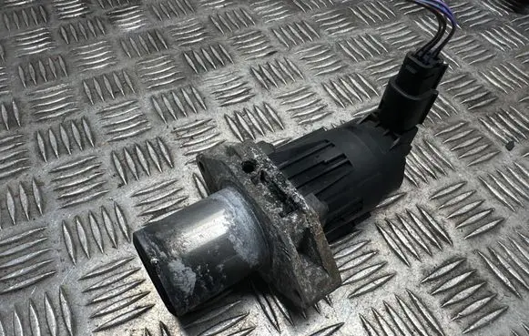 Opel Zafira C EGR valve 55578264 14948264