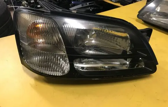 Subaru Legacy Headlight/headlamp