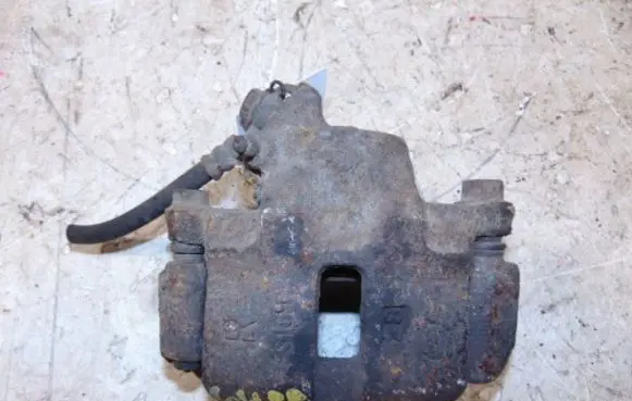 Mitsubishi Colt Front brake caliper MB928425 MR977137