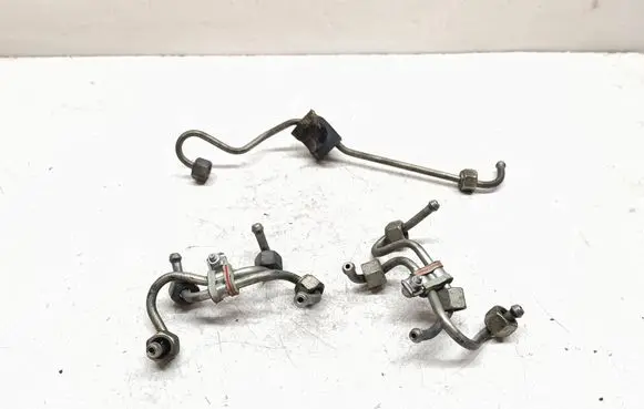 BMW 5 E60 E61 Fuel injector supply line/pipe