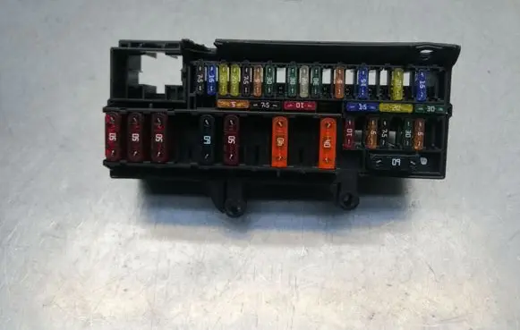 BMW 7 E65 E66 Fuse module 4635023 18560