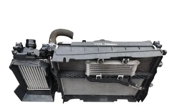 Dacia Sandero III Radiator set 214815148R