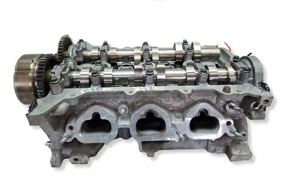 Renault Captur Engine head S26309203 631R