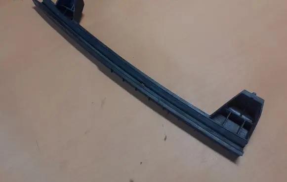 Chevrolet Trax Front door window/glass frame 20782961