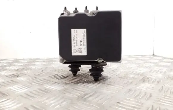 Audi A4 S4 B8 8K ABS Pump 8K0907379CG